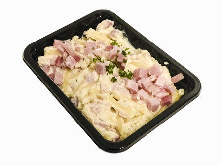 MACARONI MET KAAS EN HAM V/H HUIS